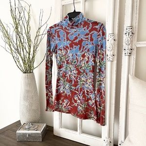 Bcbg turtleneck top, XS